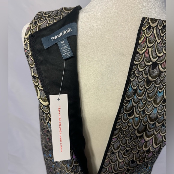 Flock To The Stage Crop Tank Top ModCloth Crop Top; metallic top medium NWT - Picture 6 of 10